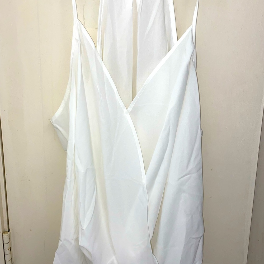 SHEIN Plus White Crossover Tanktop Size 4XL